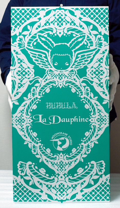 La Dauphine Sculpture White/Gold