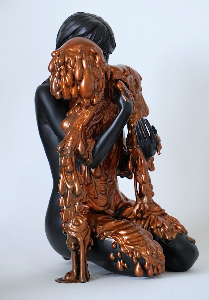 Loss Sculpture Studio Painted - Black/Metallic Orange
