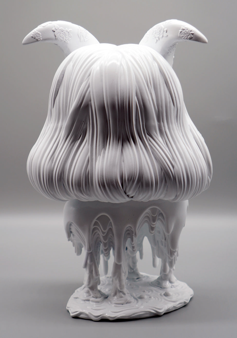 Capricorn Sculpture White colorway