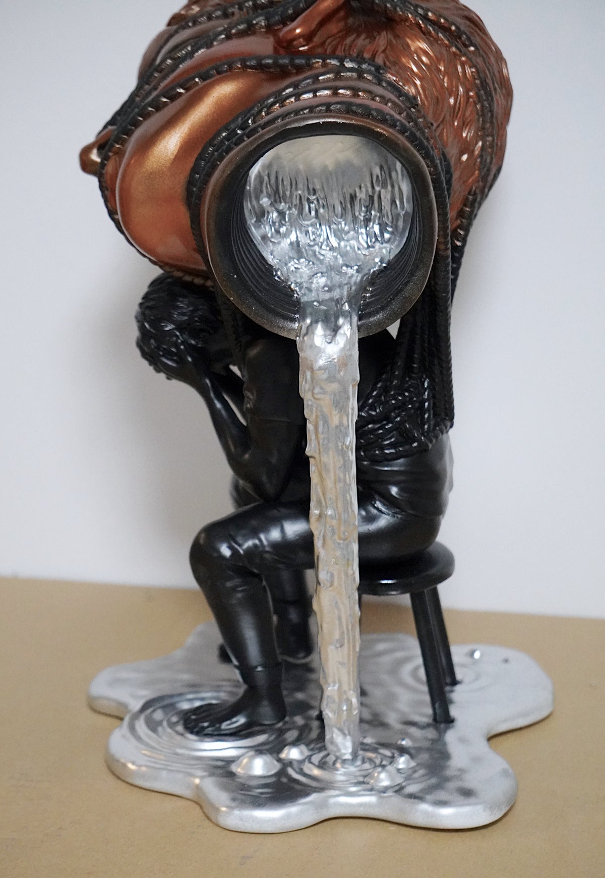 Miles JohnstonのEGO Sculpture White