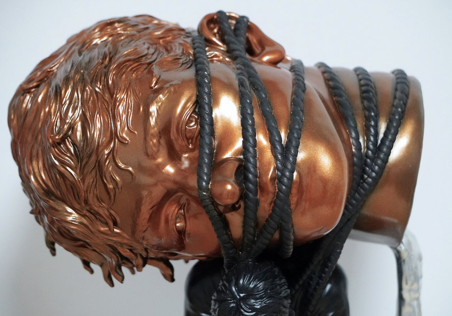 Miles JohnstonのEGO Sculpture White