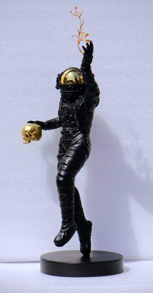 FOUNDATION Sculpture Black/Gold Colorway