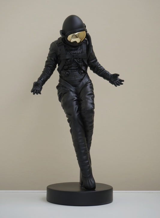 Wilderness Sculpture Black - Skull attachment`1 option