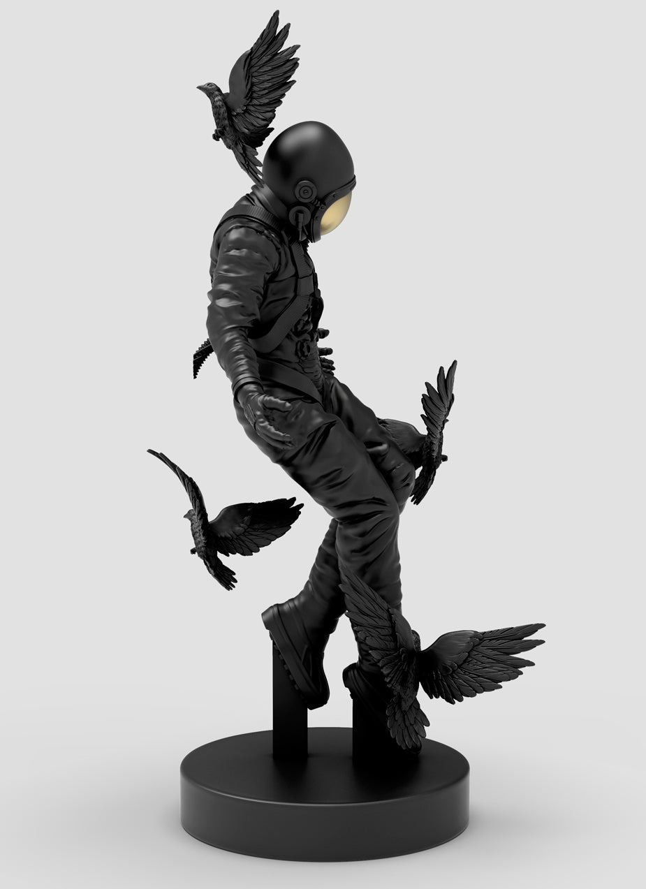 Wilderness Sculpture Black/Gold Colorway